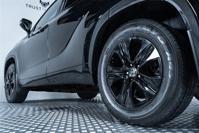 2022 Toyota Highlander - Thumbnail