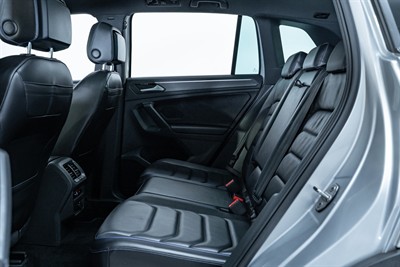 2022 Volkswagen Tiguan - Thumbnail
