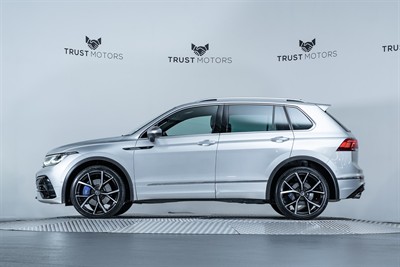 2022 Volkswagen Tiguan - Thumbnail