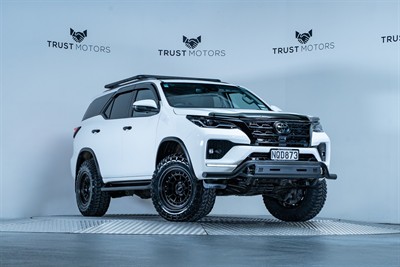2021 Toyota Fortuner - Thumbnail