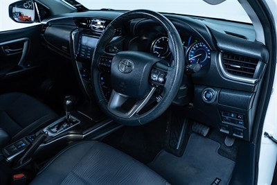 2021 Toyota Fortuner - Thumbnail