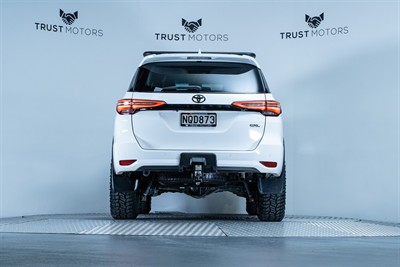 2021 Toyota Fortuner - Thumbnail