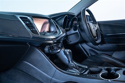2016 Holden Commodore - Thumbnail