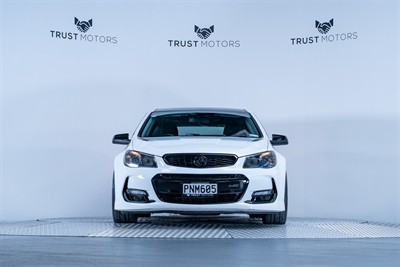 2016 Holden Commodore - Thumbnail