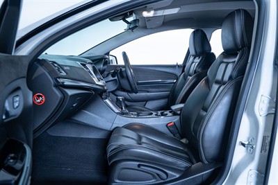 2016 Holden Commodore - Thumbnail