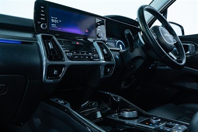 2023 Kia Sorento - Thumbnail