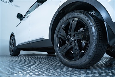 2023 Kia Sorento - Thumbnail