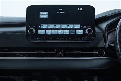 2022 Mitsubishi Outlander - Thumbnail