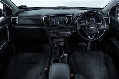 2016 Kia Sportage - Thumbnail