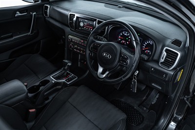 2016 Kia Sportage - Thumbnail