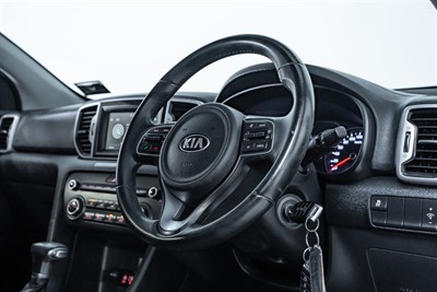 2016 Kia Sportage - Thumbnail