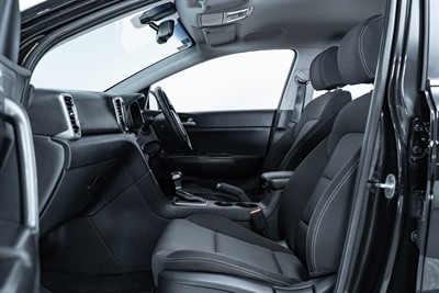 2016 Kia Sportage - Thumbnail