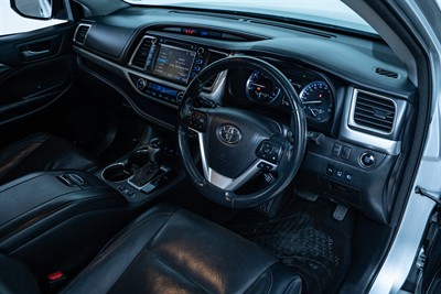 2018 Toyota Highlander - Thumbnail