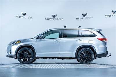 2018 Toyota Highlander - Thumbnail