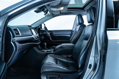 2018 Toyota Highlander - Thumbnail
