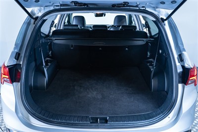 2021 Hyundai Santa Fe - Thumbnail