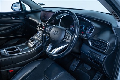 2021 Hyundai Santa Fe - Thumbnail