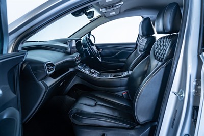 2021 Hyundai Santa Fe - Thumbnail