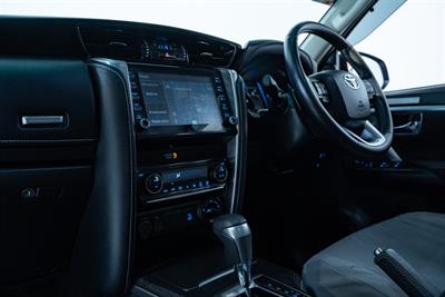 2022 Toyota Fortuner - Thumbnail