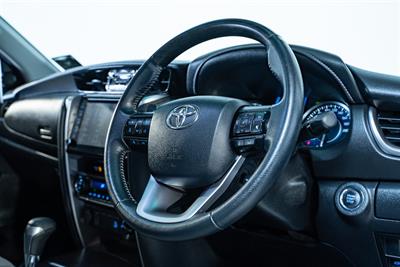 2022 Toyota Fortuner - Thumbnail