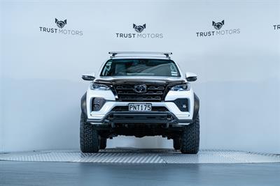 2022 Toyota Fortuner - Thumbnail