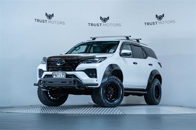 2022 Toyota Fortuner - Thumbnail