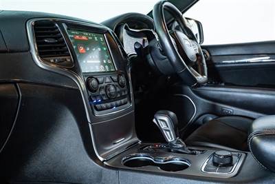 2017 Jeep Grand Cherokee - Thumbnail