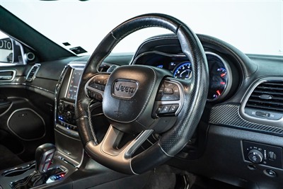 2017 Jeep Grand Cherokee - Thumbnail