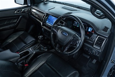 2019 Ford Everest - Thumbnail