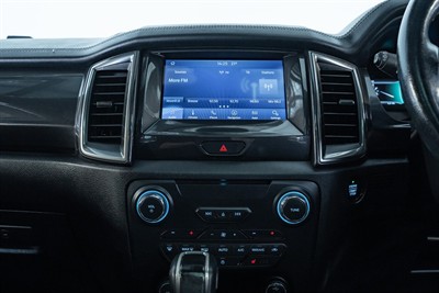 2019 Ford Everest - Thumbnail