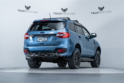 2019 Ford Everest - Thumbnail