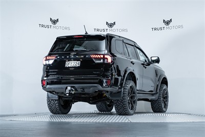 2023 Ford Everest - Thumbnail