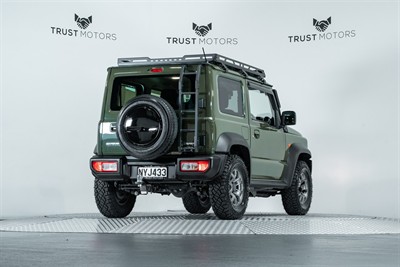 2021 Suzuki Jimny - Thumbnail