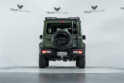 2021 Suzuki Jimny - Thumbnail