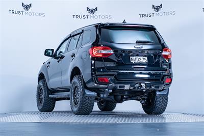 2021 Ford Everest - Thumbnail