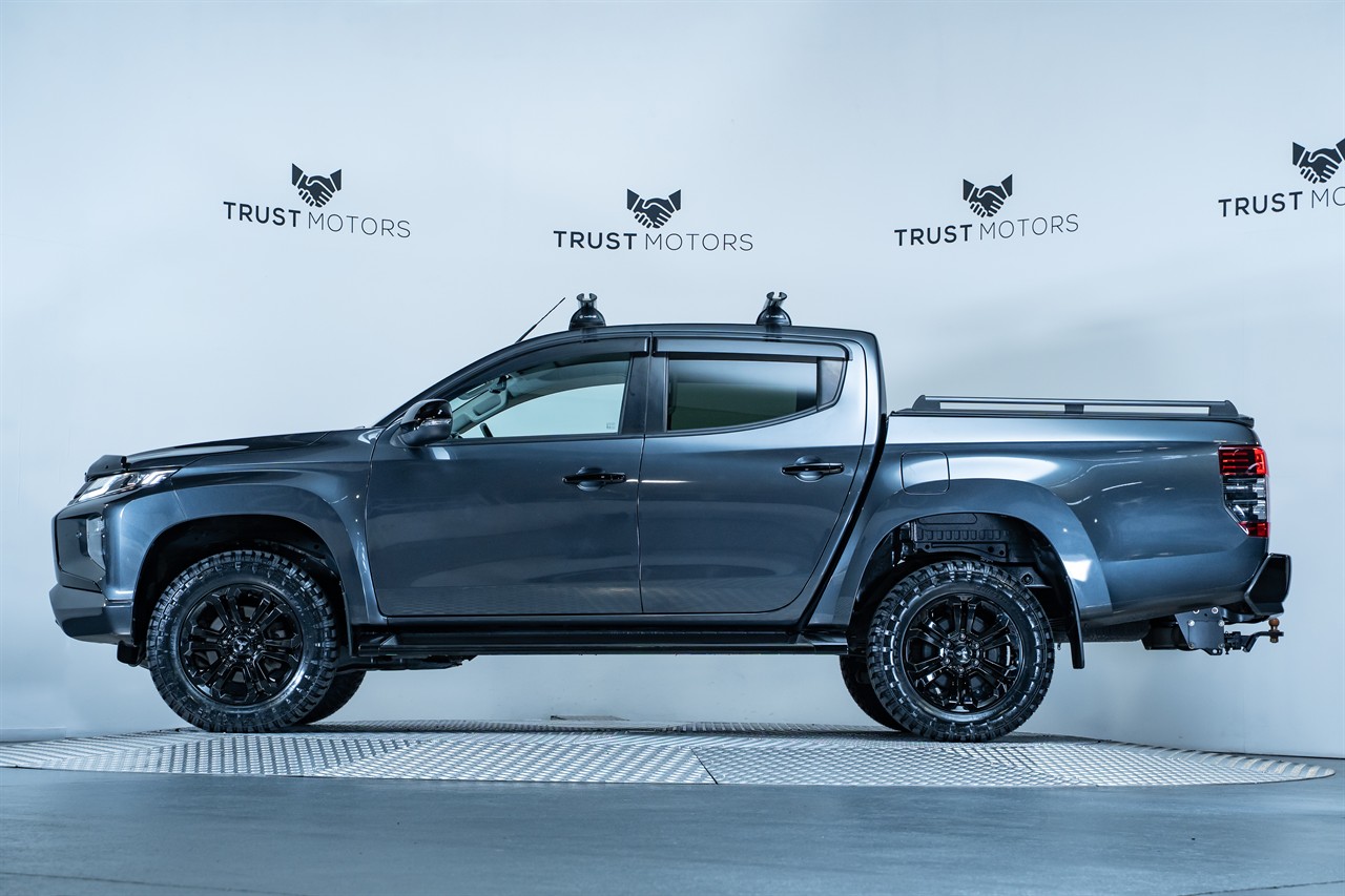2022 Mitsubishi Triton