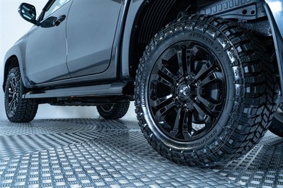2022 Mitsubishi Triton - Thumbnail
