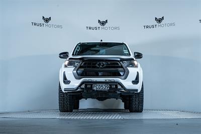 2022 Toyota Hilux - Thumbnail