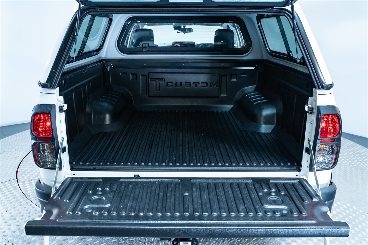 2022 Toyota Hilux