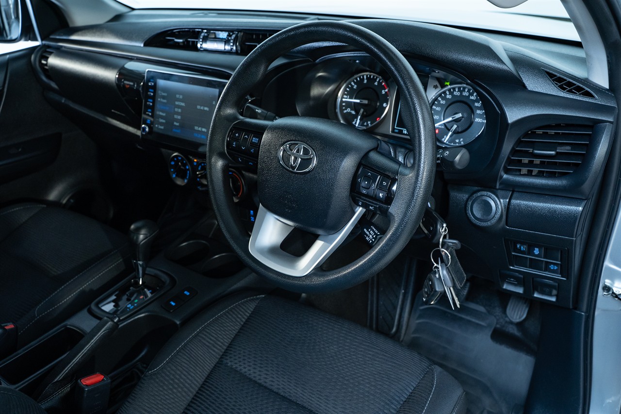2024 Toyota Hilux