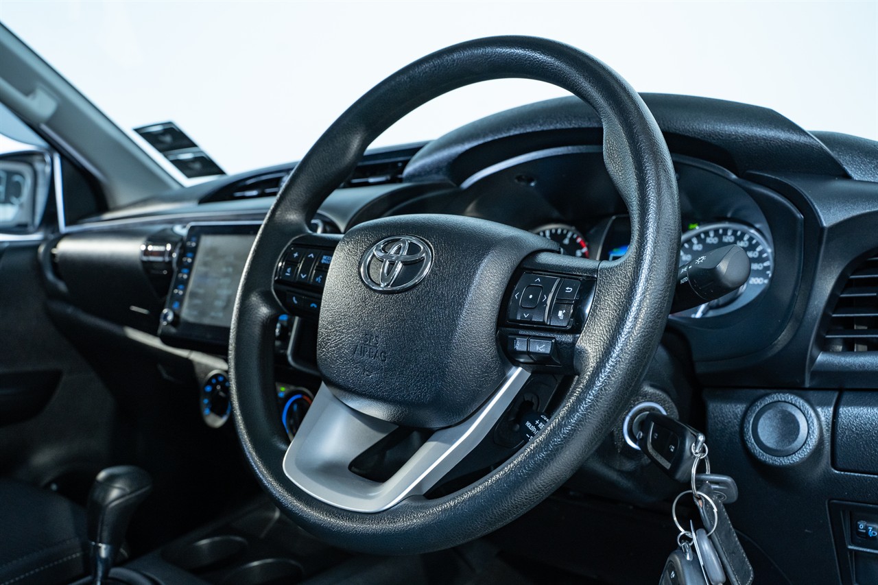 2024 Toyota Hilux