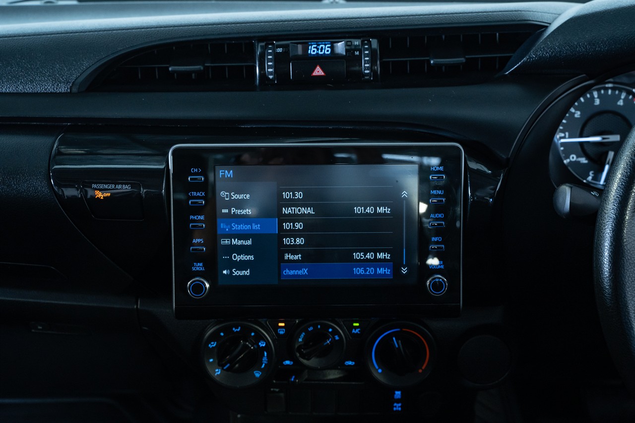 2024 Toyota Hilux