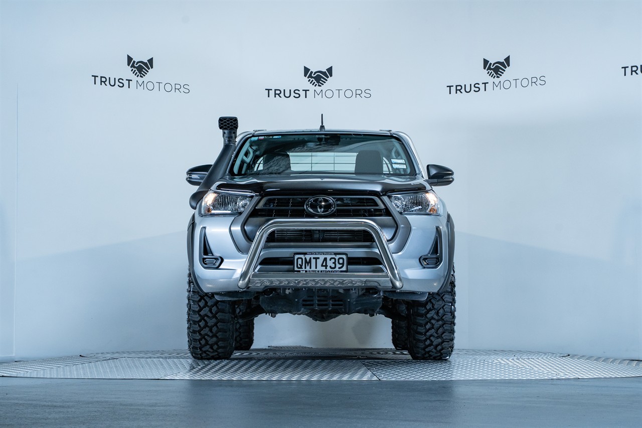 2024 Toyota Hilux