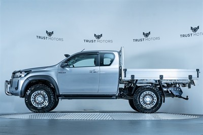 2024 Toyota Hilux - Thumbnail