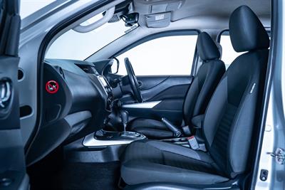 2021 Nissan Navara - Thumbnail