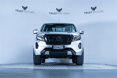 2021 Nissan Navara - Thumbnail
