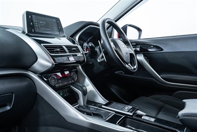 2020 Mitsubishi Eclipse Cross - Thumbnail