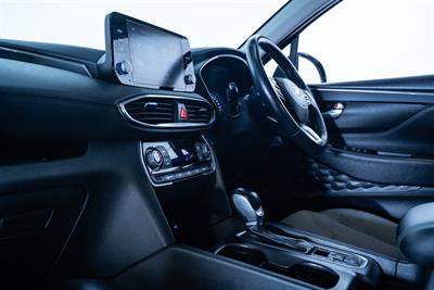 2021 Hyundai Santa Fe - Thumbnail