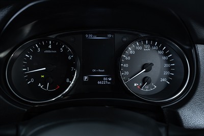 2020 Nissan X-Trail - Thumbnail