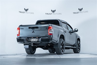 2020 Mitsubishi Triton - Thumbnail